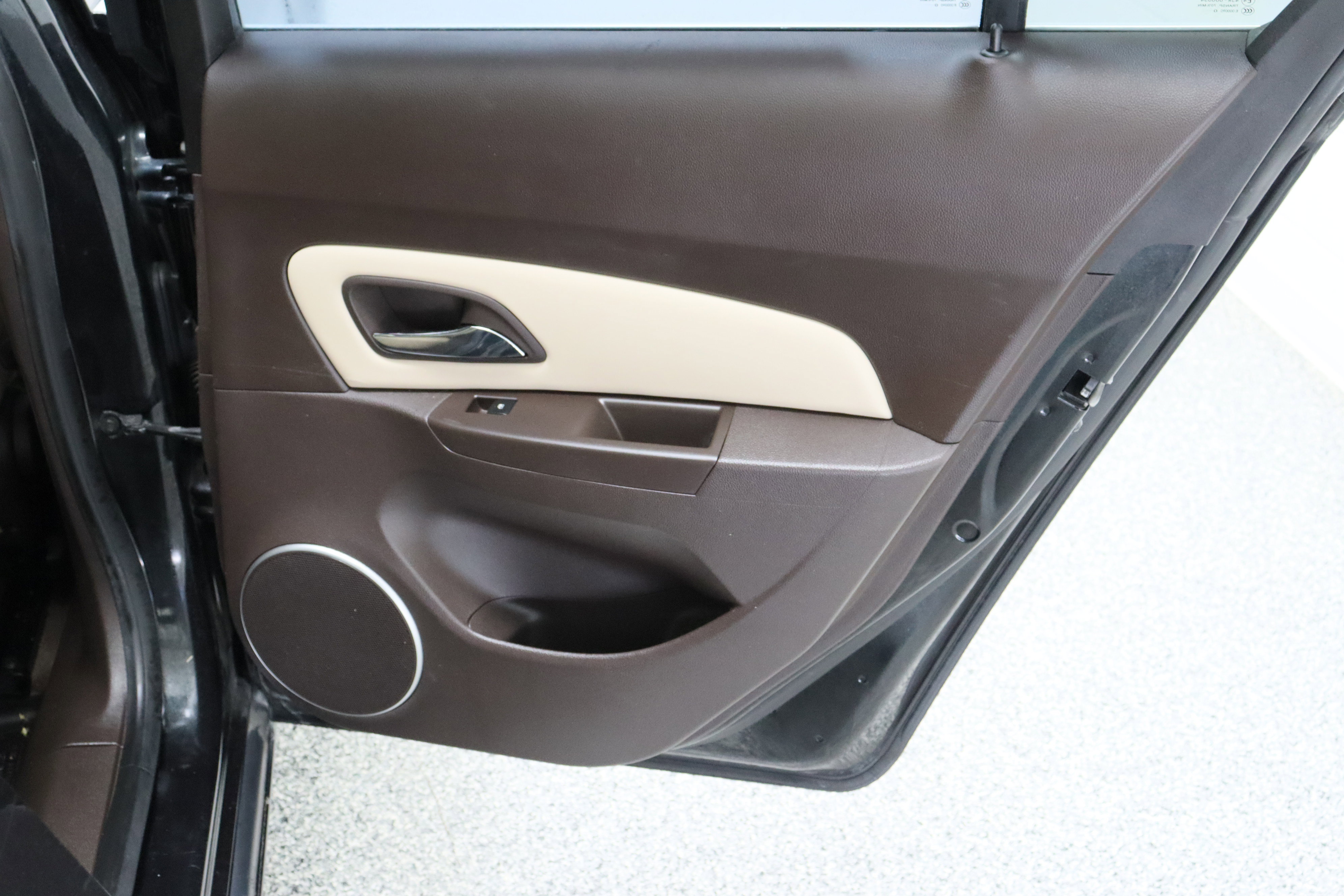 Used 2011 Chevrolet Cruze LTZ image 29