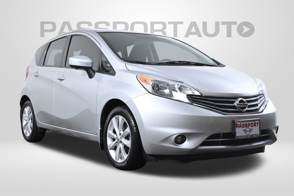 Used 2015 Nissan Versa Note SV image 3