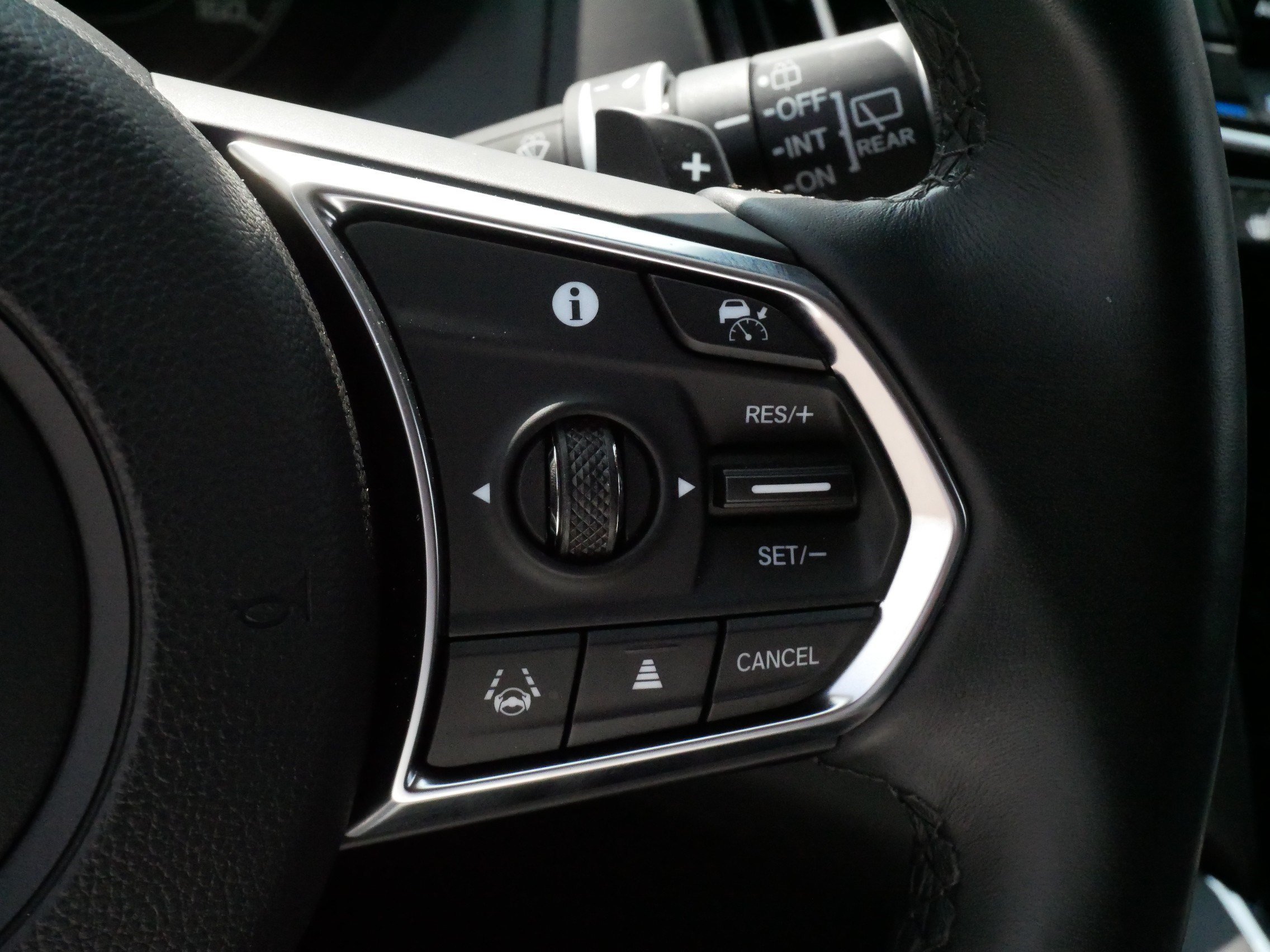 Used 2023 Acura RDX AWD image 26