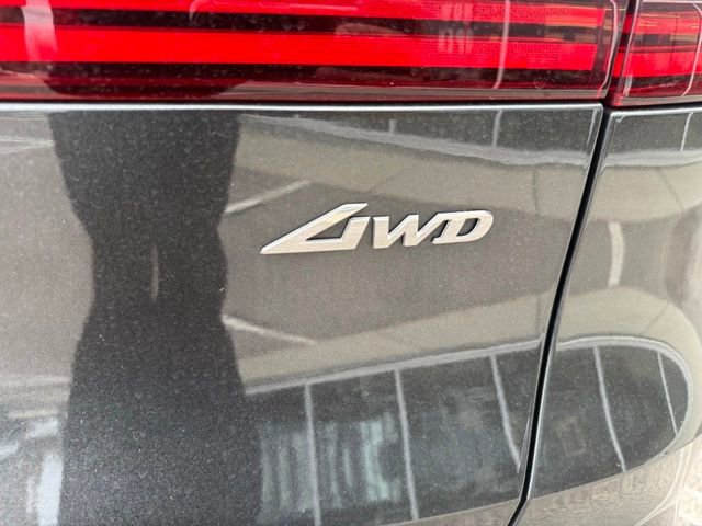 Certified 2024 Genesis GV70 2.5T image 9