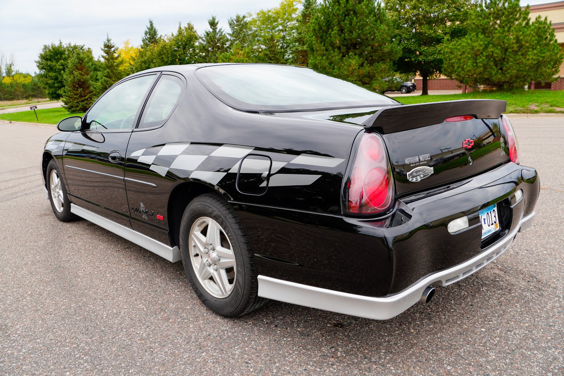 Used 2001 Chevrolet Monte Carlo SS FWD image 6