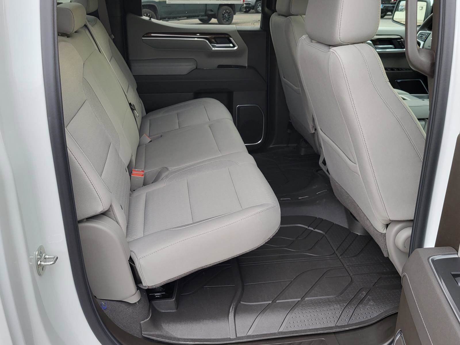 New 2026 Chevrolet Silverado 1500 LT w/ Texas Edition Plus image 11