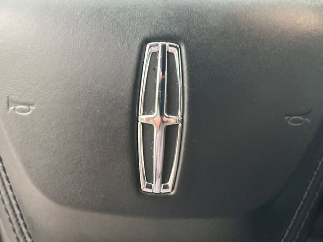 Certified 2023 Lincoln Aviator Reserve w/ Equipment Group 201A image 25