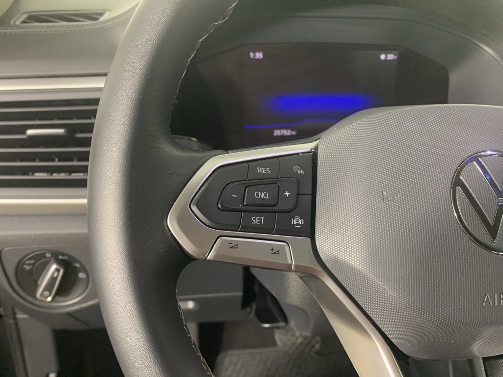 Used 2022 Volkswagen Atlas SE image 19