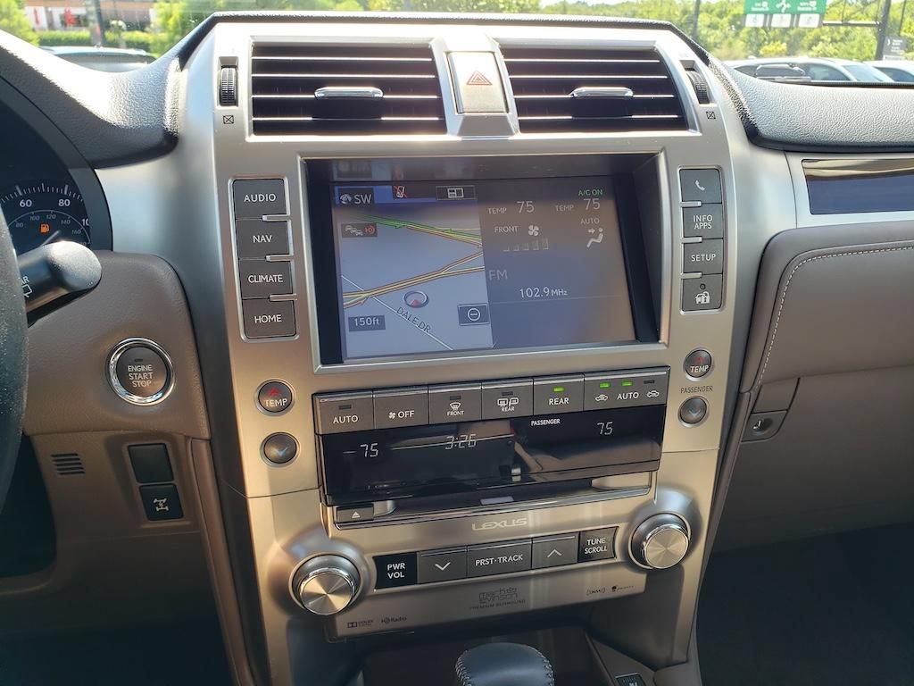 Used 2018 Lexus GX 460 Luxury AWD/4WD image 25