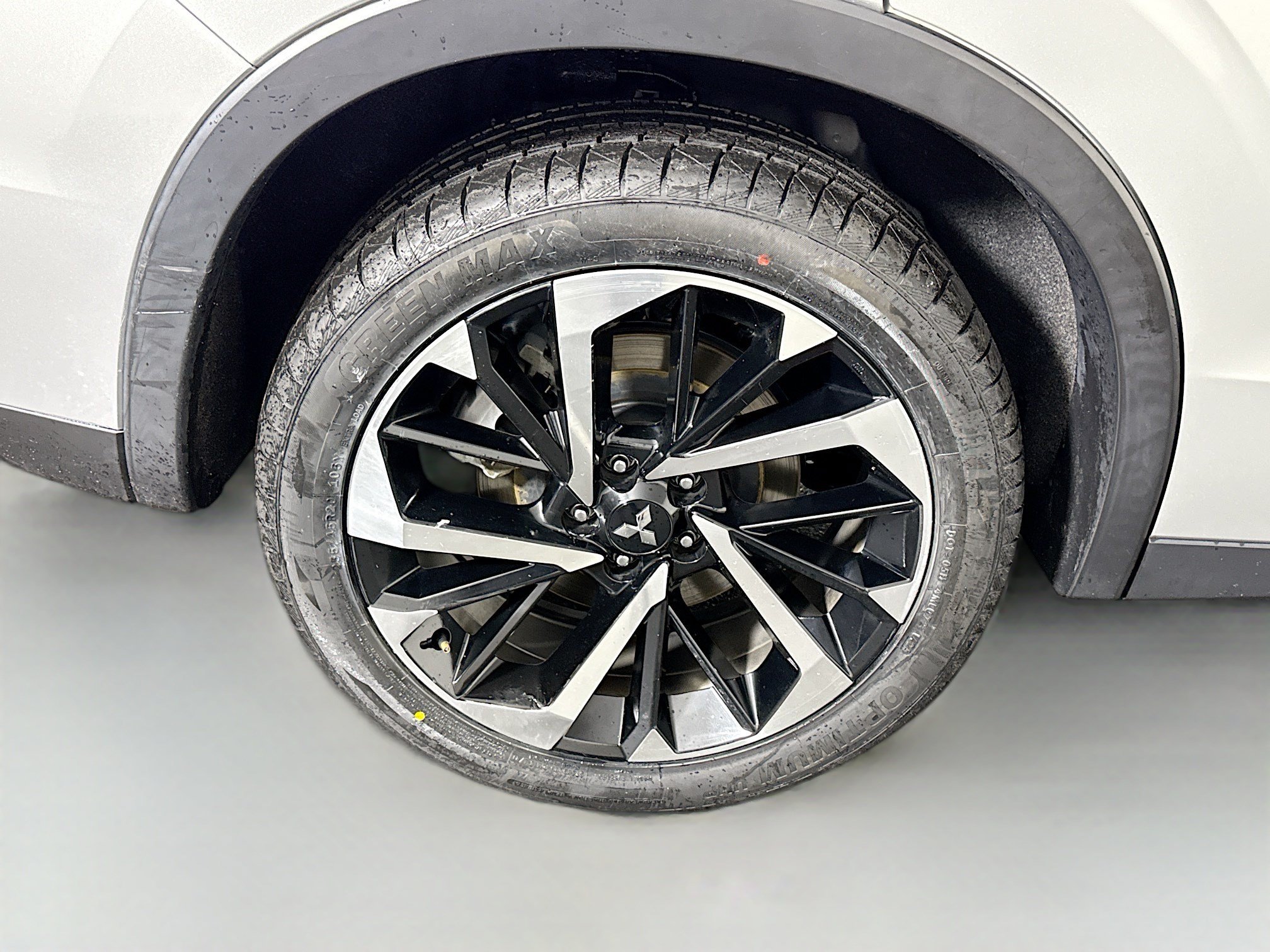 Used 2023 Mitsubishi Outlander SE FWD image 33