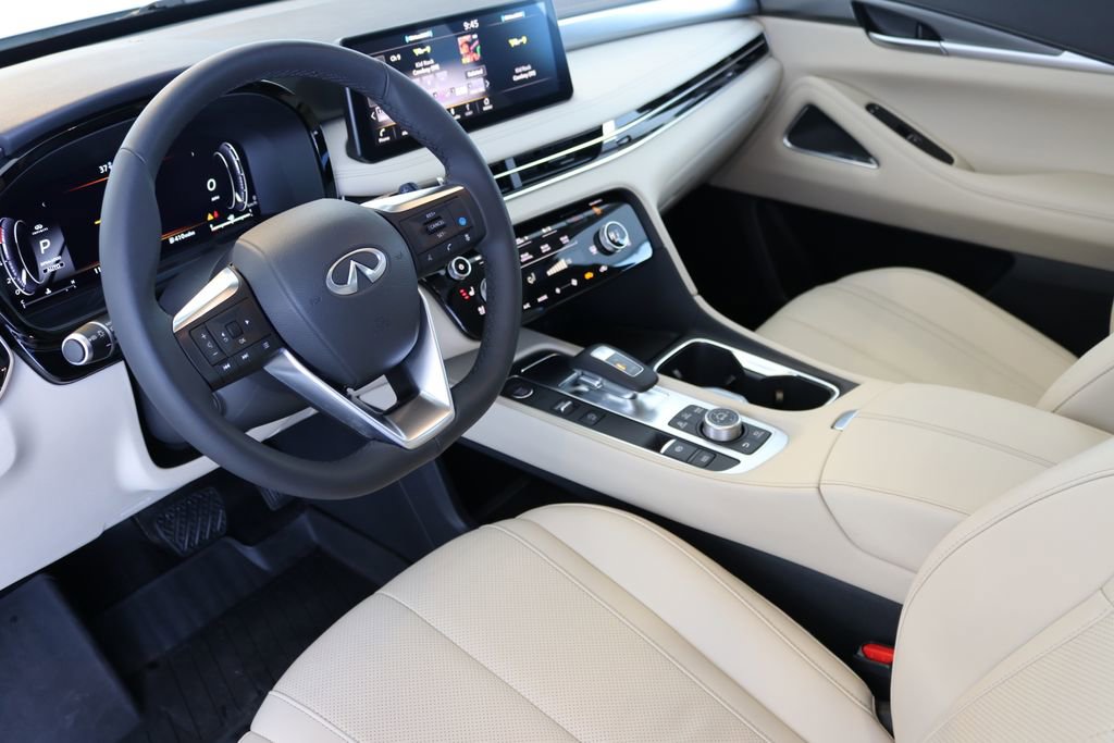 Certified 2025 INFINITI QX60 Luxe image 20