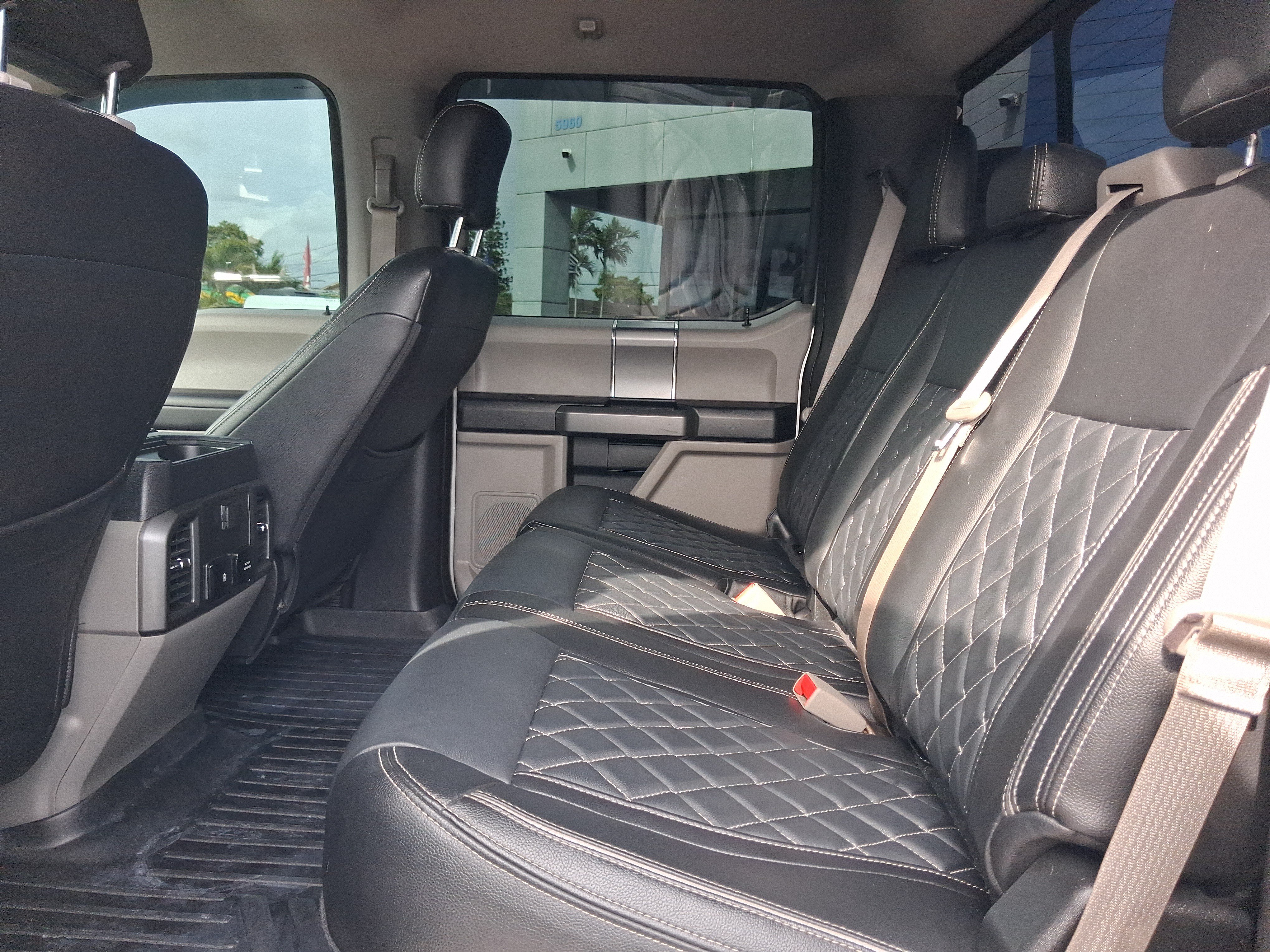 Used 2018 Ford F250 XLT w/ XLT Premium Package AWD/4WD image 23