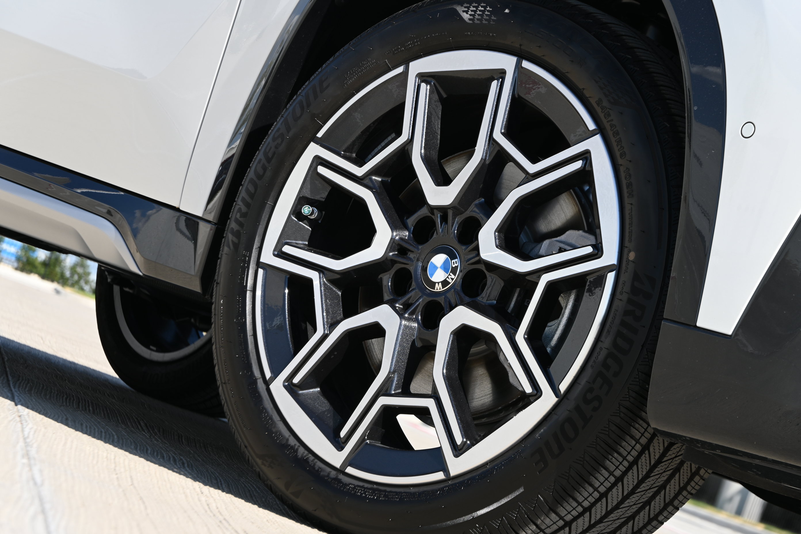 New 2027 BMW X1 xDrive28i AWD/4WD image 10
