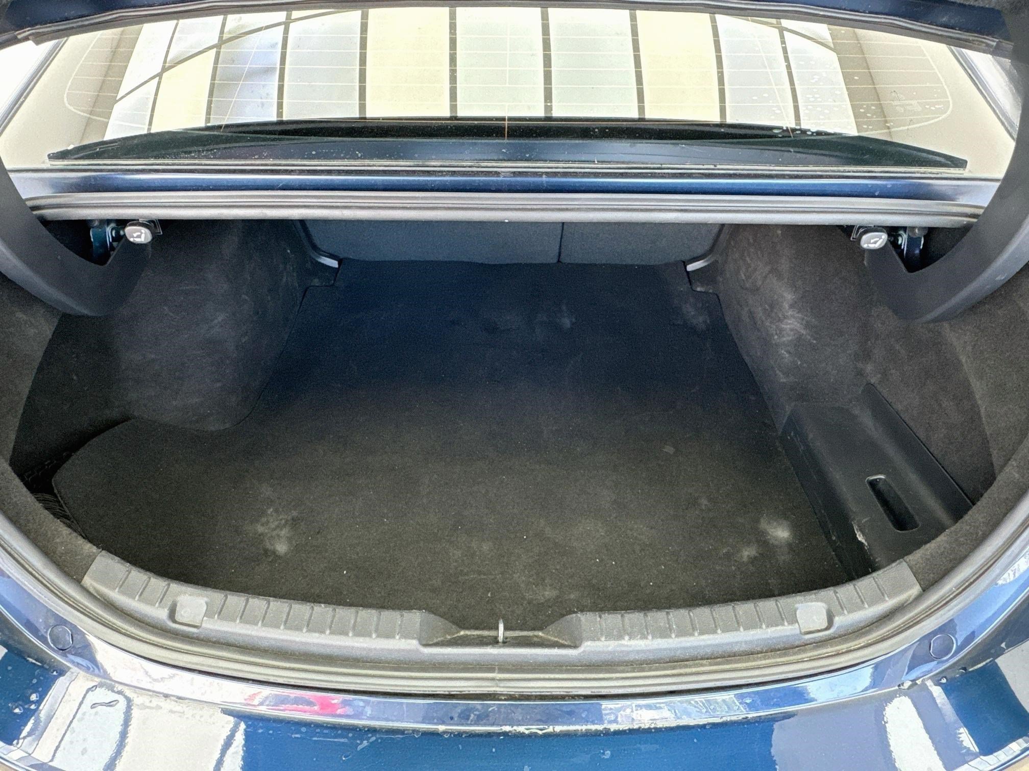 Used 2022 MAZDA MAZDA3 s FWD image 17