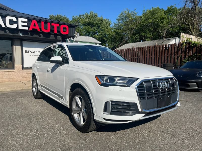 Used 2023 Audi Q7 2.0T Premium w/ Convenience Package AWD/4WD image 9