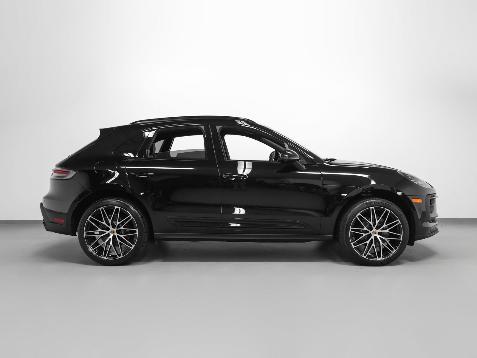 New 2026 Porsche Macan S AWD/4WD image 13