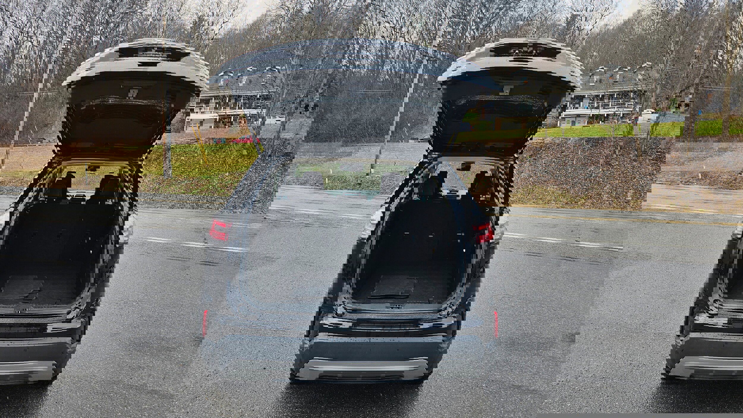 Used 2023 Ford Edge SEL image 19