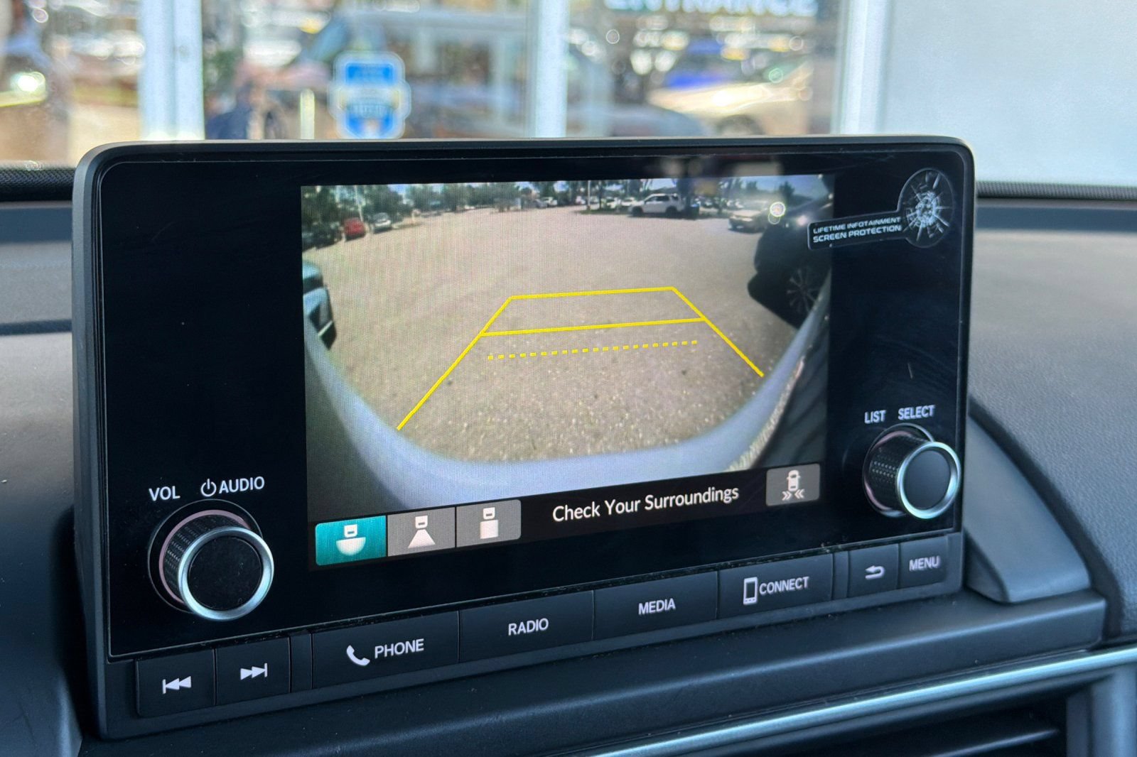 Used 2025 Honda Pilot Sport image 18