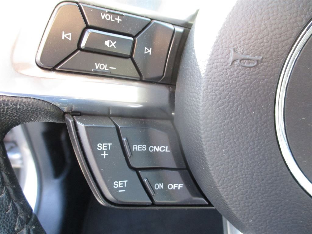 Used 2022 Ford Mustang Coupe RWD image 10