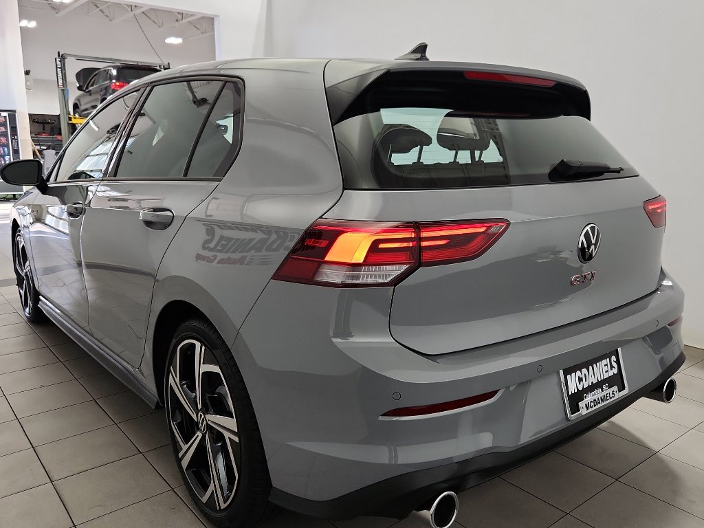 New 2026 Volkswagen GTI SE FWD image 5
