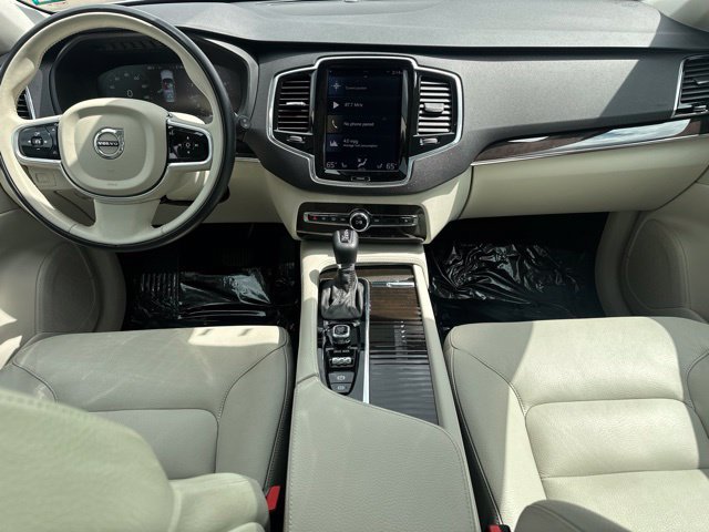 Used 2018 Volvo XC90 T6 Momentum w/ Convenience Package AWD/4WD image 15