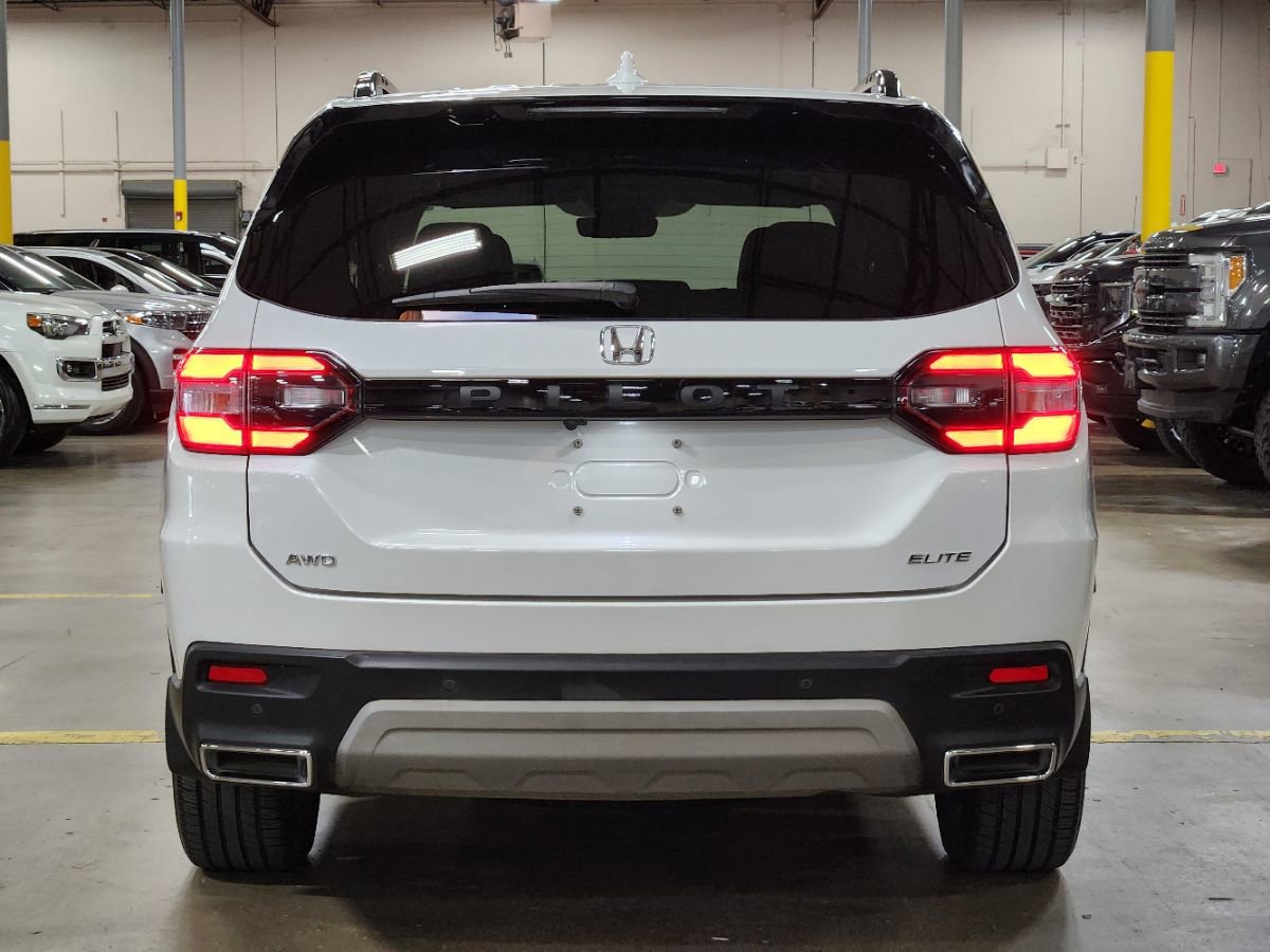Used 2023 Honda Pilot Elite image 10