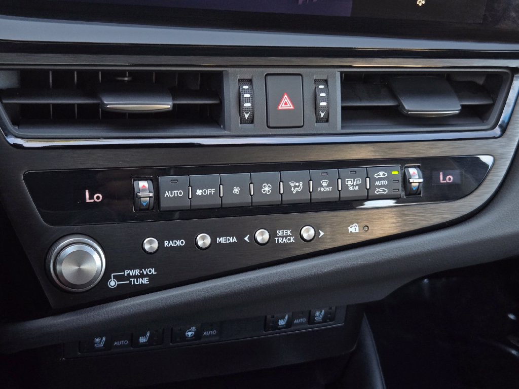 Used 2023 Lexus ES 350 w/ Premium Package FWD image 21
