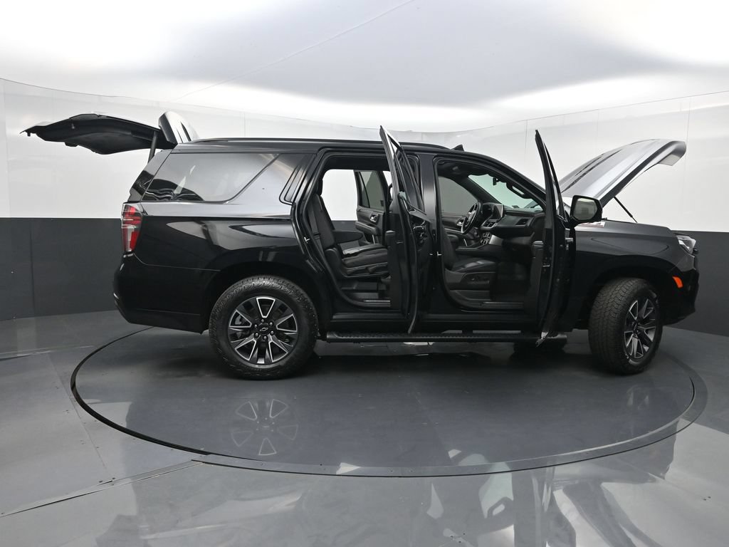 Used 2024 Chevrolet Tahoe Z71 w/ Luxury Package AWD/4WD image 40