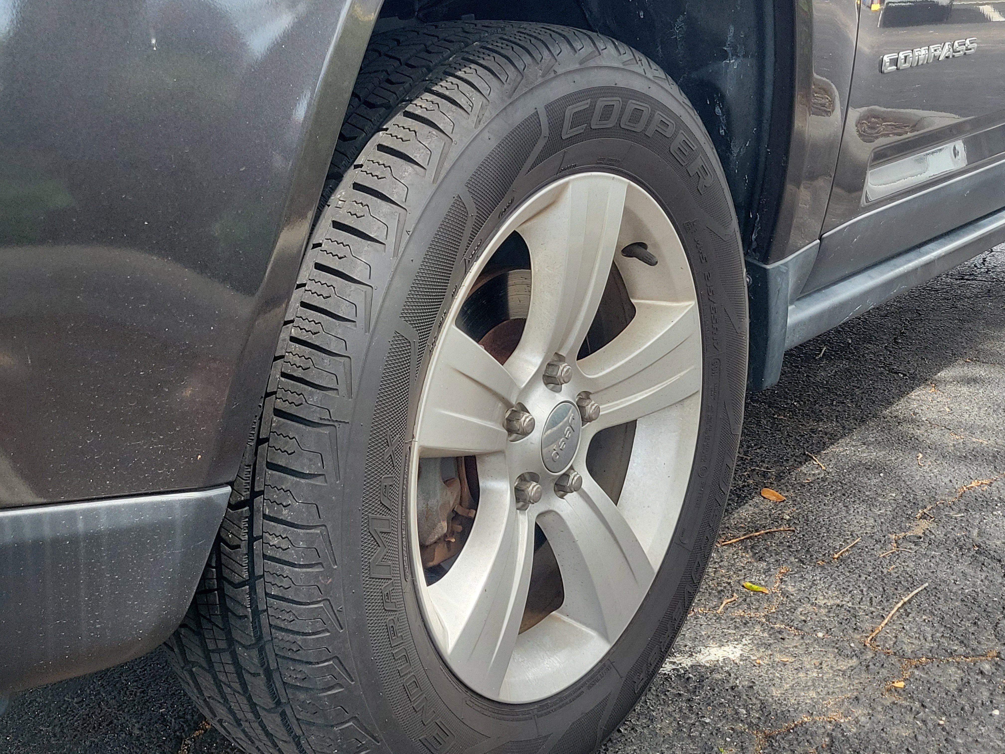 Used 2015 Jeep Compass Sport w/ Power Value Group image 5