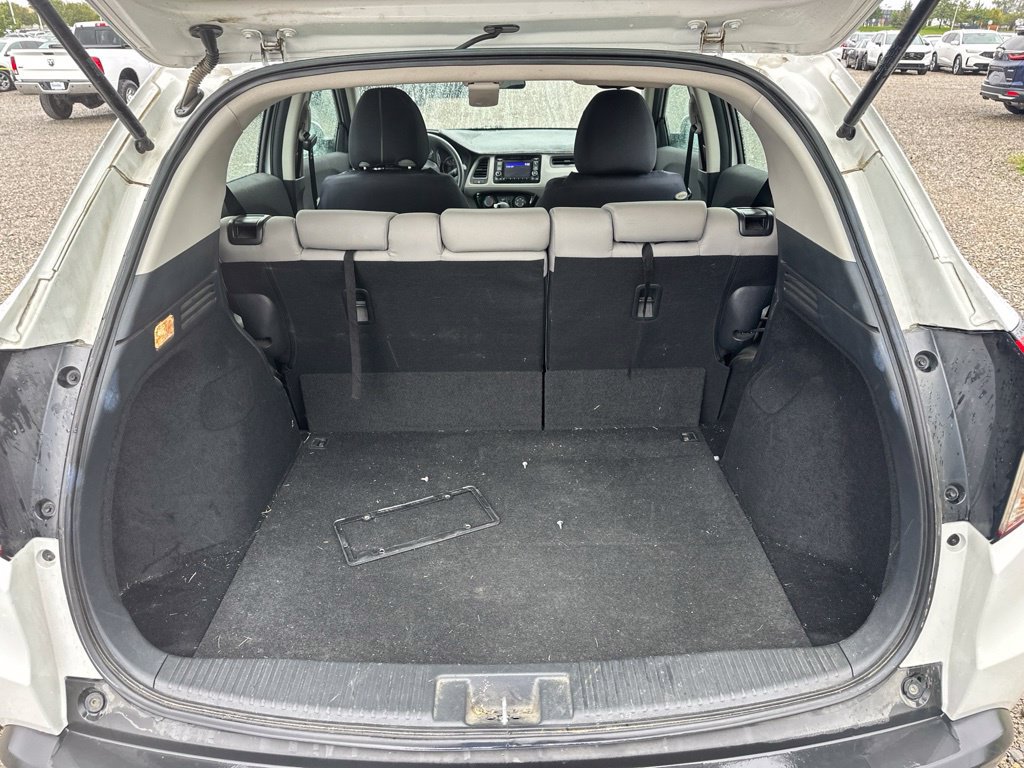 Used 2022 Honda HR-V LX image 10