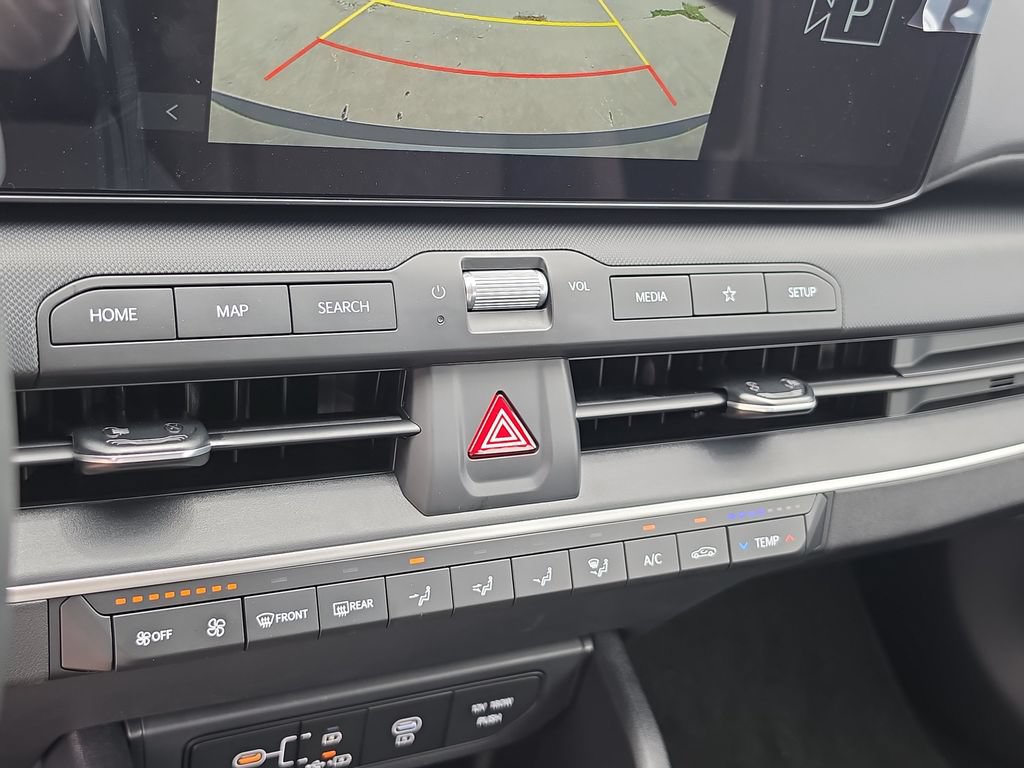 New 2026 Kia K4 FWD image 24