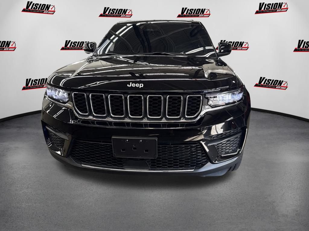 Used 2025 Jeep Grand Cherokee Laredo w/ Luxury Tech Group I AWD/4WD video 2