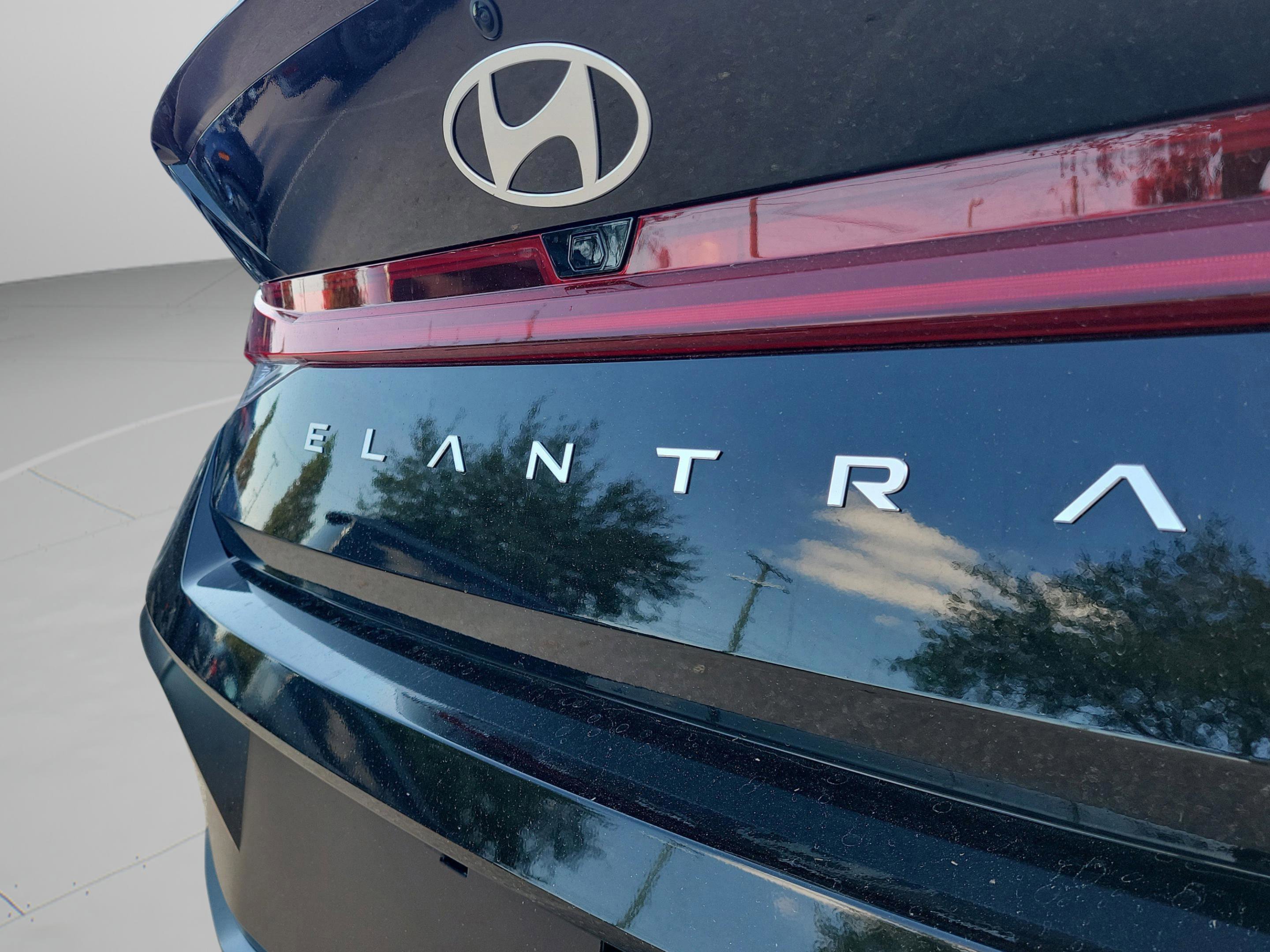 New 2026 Hyundai Elantra SEL Sport image 28