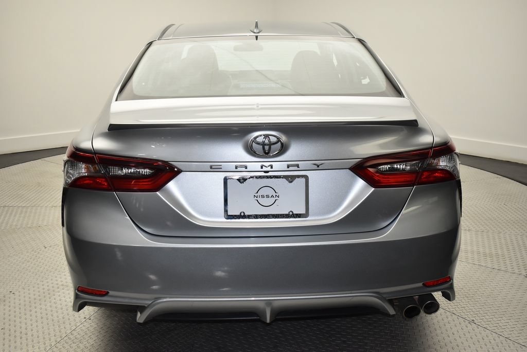Used 2023 Toyota Camry SE FWD image 6