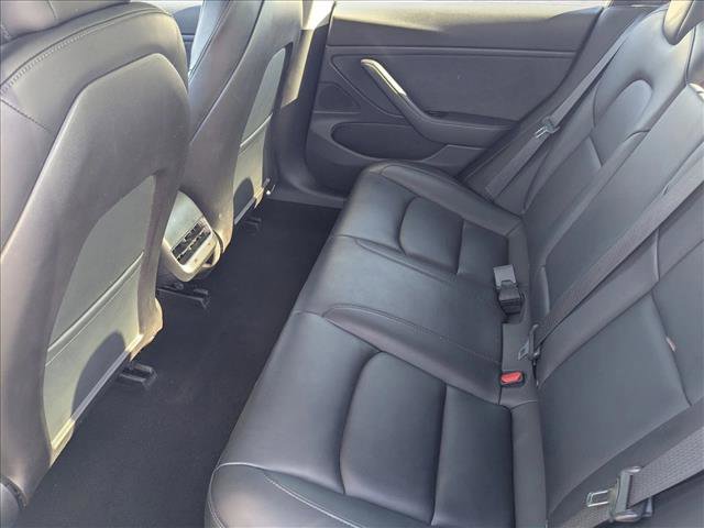 Used 2019 Tesla Model 3 Standard Range Plus image 17