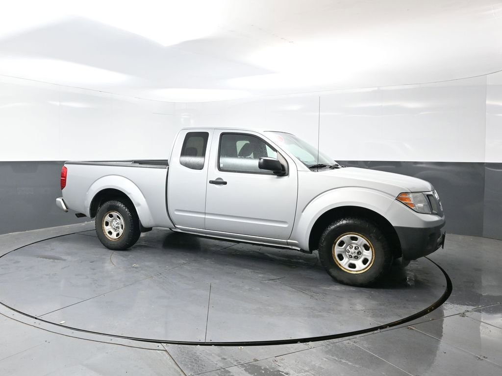 Used 2017 Nissan Frontier S image 3
