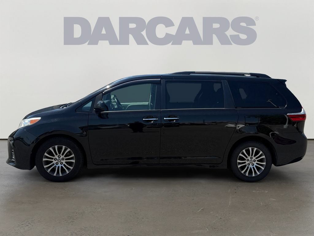 Used 2020 Toyota Sienna XLE FWD image 4