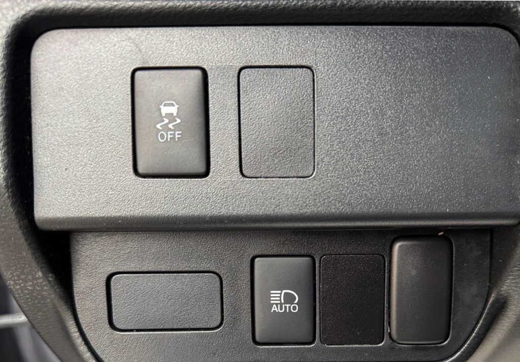 Used 2022 Toyota Tacoma SR5 image 27