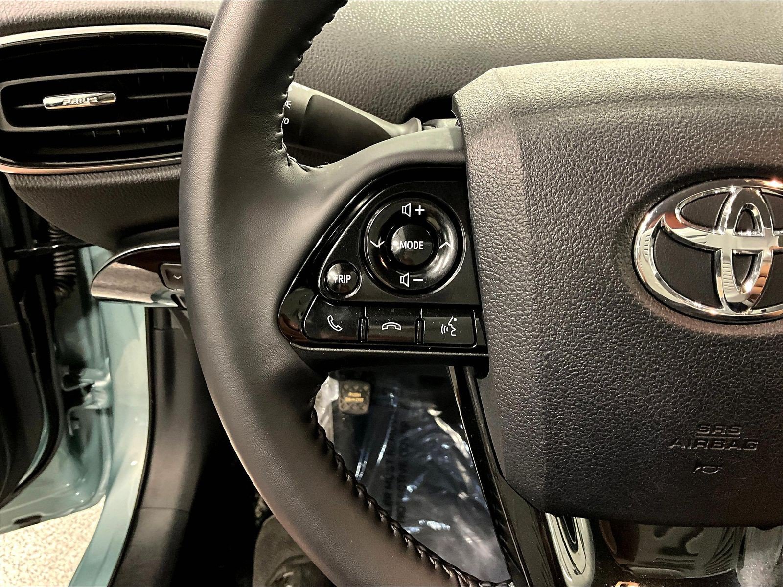 Used 2019 Toyota Prius XLE FWD image 11