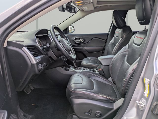 Used 2015 Jeep Cherokee Trailhawk w/ Comfort/Convenience Group image 20