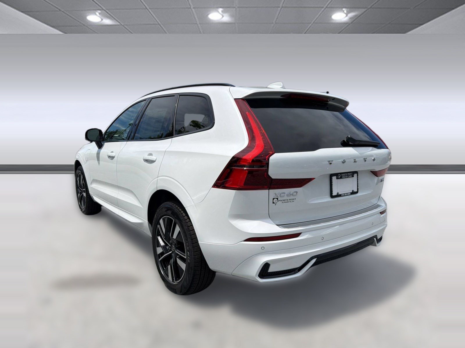 New 2026 Volvo XC60 T8 Core w/ Climate Package AWD/4WD image 3