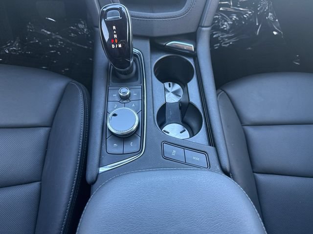 Certified 2024 Cadillac XT6 Premium Luxury w/ Technology Package FWD image 11