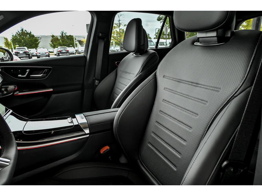 New 2026 Mercedes-Benz GLC 300 4MATIC image 9