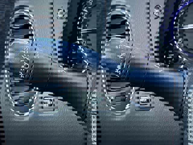 Used 2017 INFINITI QX50 2WD w/ Deluxe Touring Package image 29