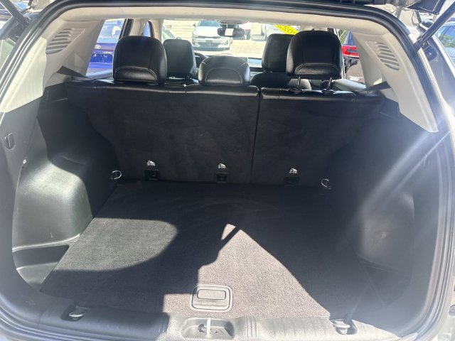 Used 2022 Jeep Compass Trailhawk AWD/4WD image 9