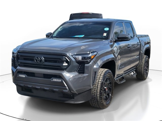 Used 2024 Toyota Tacoma TRD Sport image 2