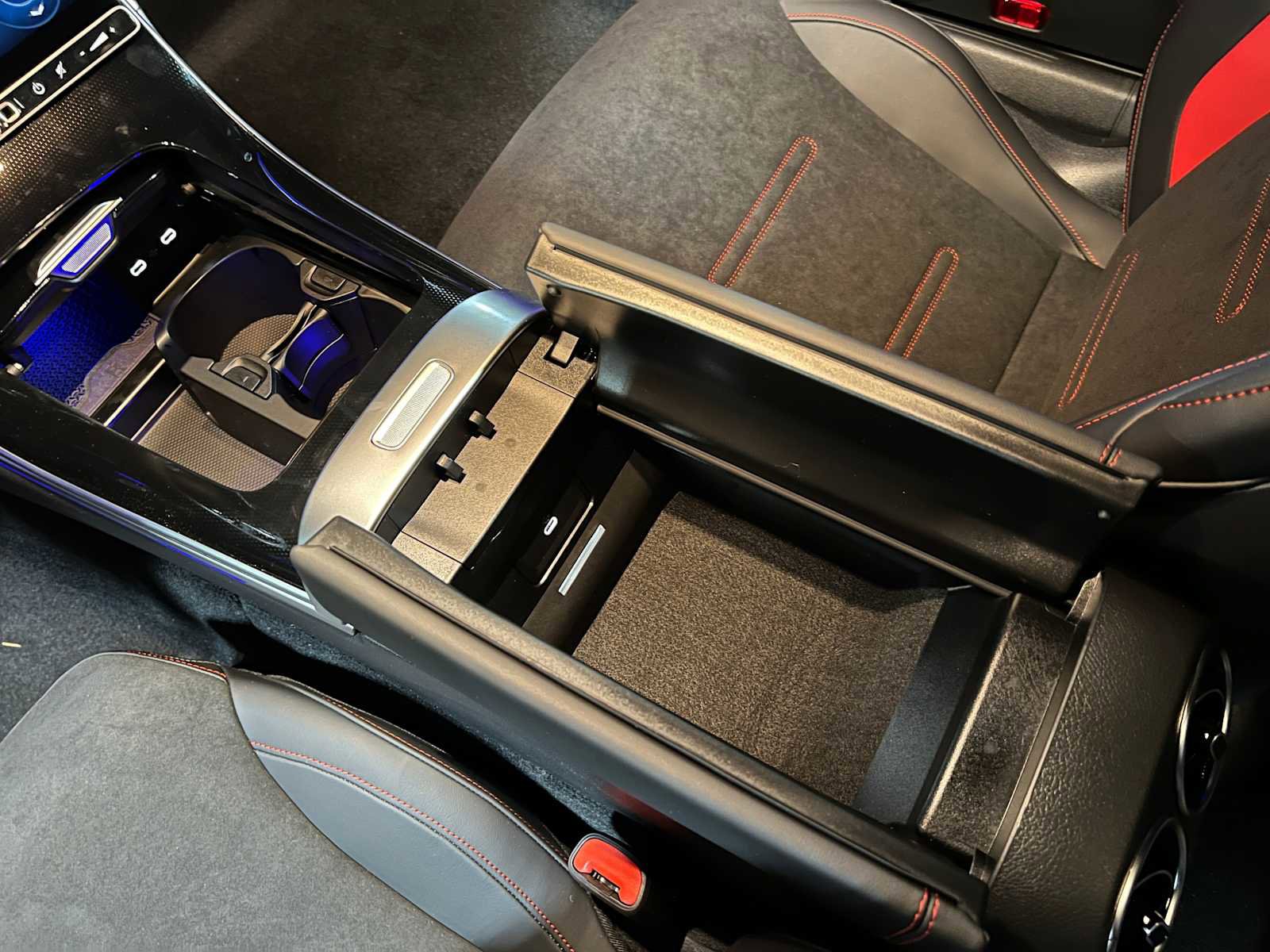 New 2026 Mercedes-Benz CLE 53 AMG 4MATIC Coupe image 29