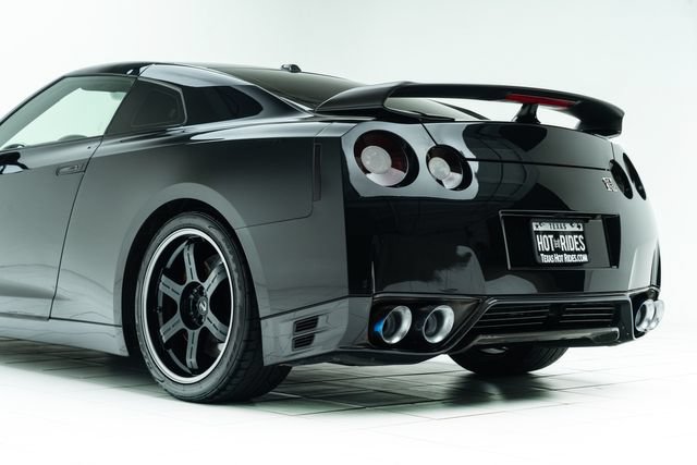 Used 2014 Nissan GT-R Track Edition AWD/4WD image 21