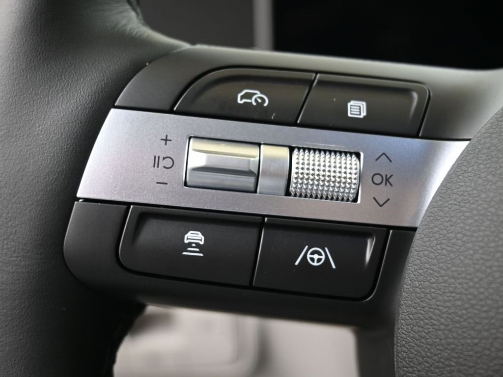 New 2026 Hyundai Tucson Limited image 24