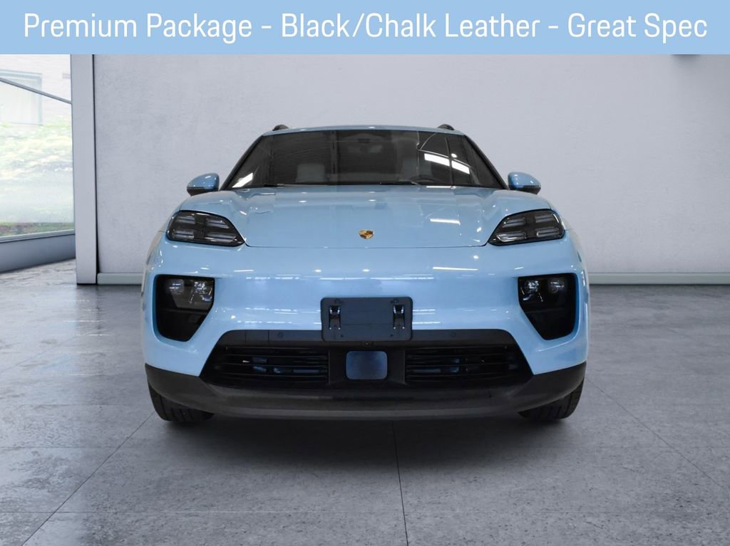 Used 2025 Porsche Macan 4S Electric AWD/4WD image 8