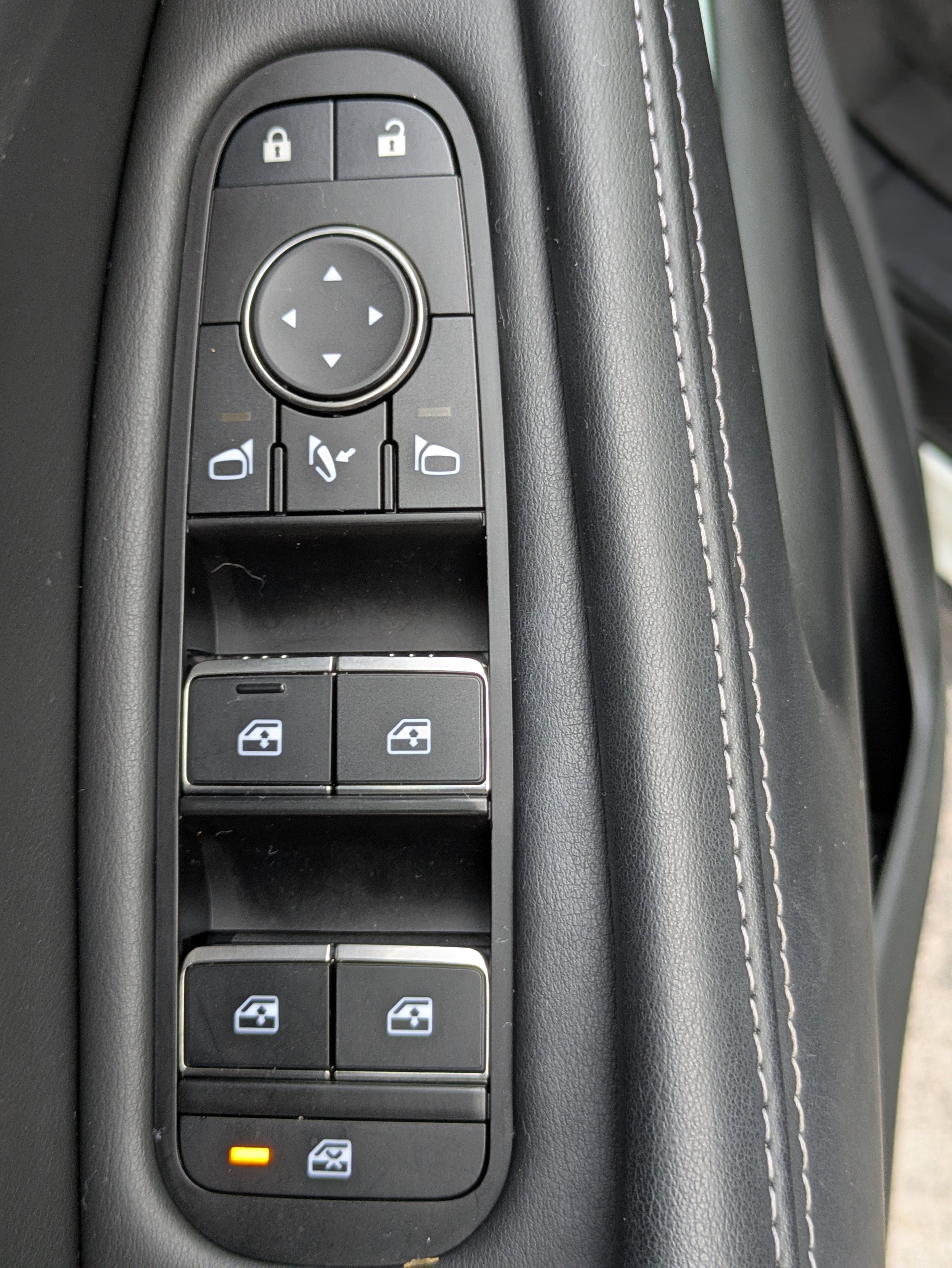 Used 2023 INFINITI QX60 Sensory w/ Vision Package image 17