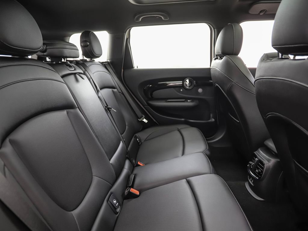 Used 2023 MINI Cooper Clubman S w/ Premium Package image 25