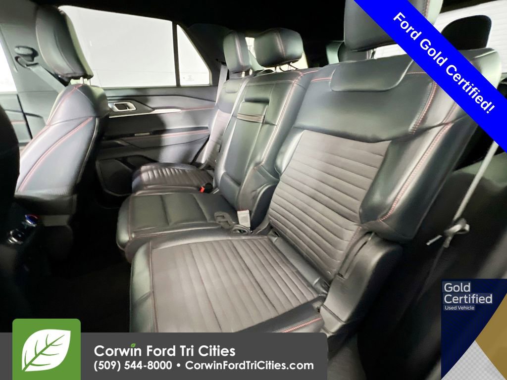 Certified 2025 Ford Explorer ST-Line w/ ST-Line Street Pack image 30