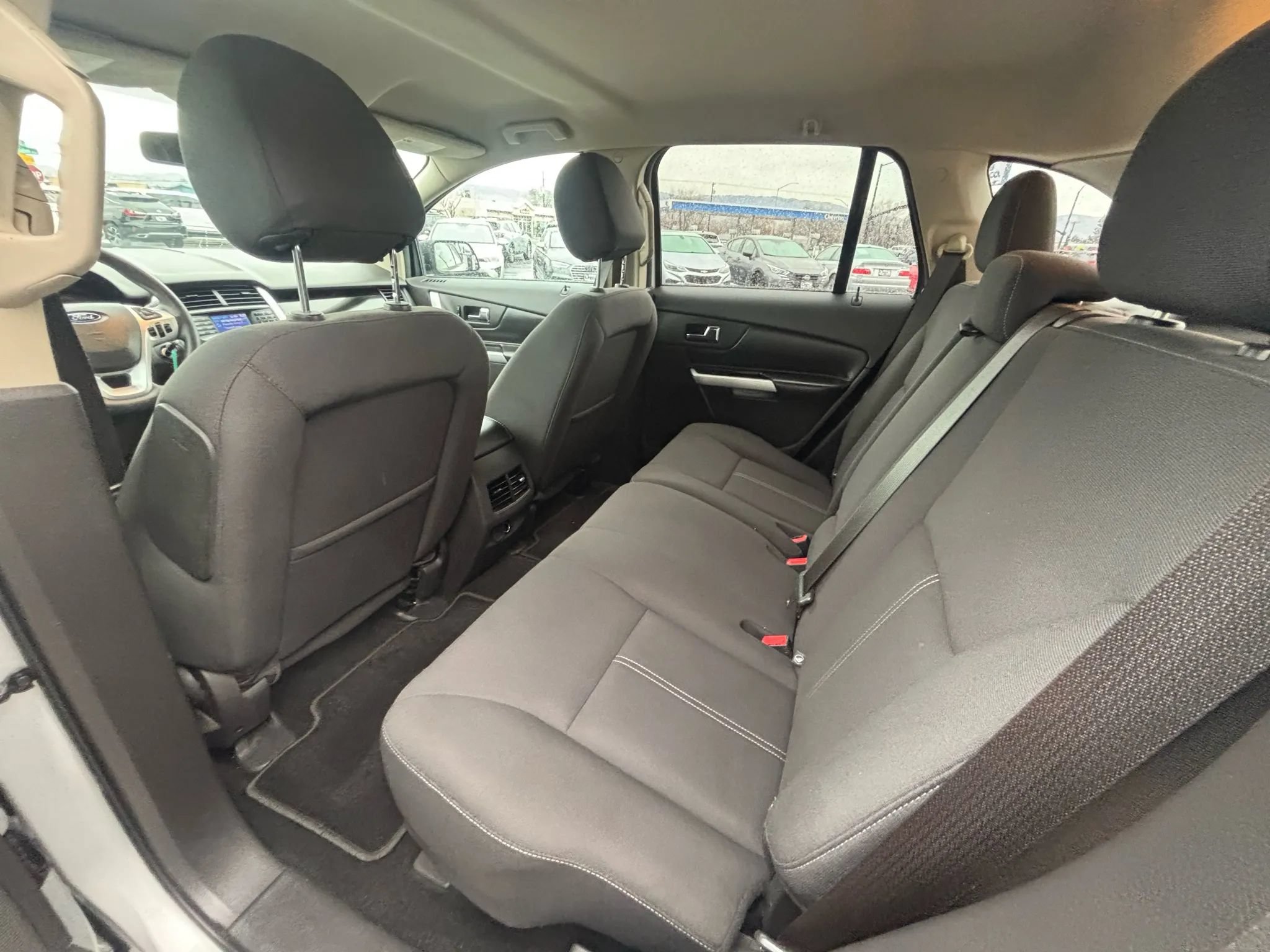 Used 2013 Ford Edge SE FWD image 16